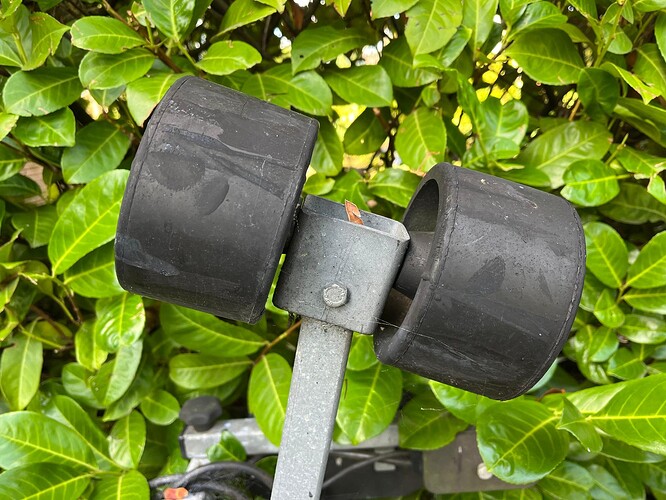 side rollers